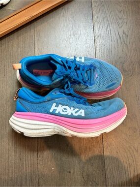 HOKA Women’s Bondi - Size 9
